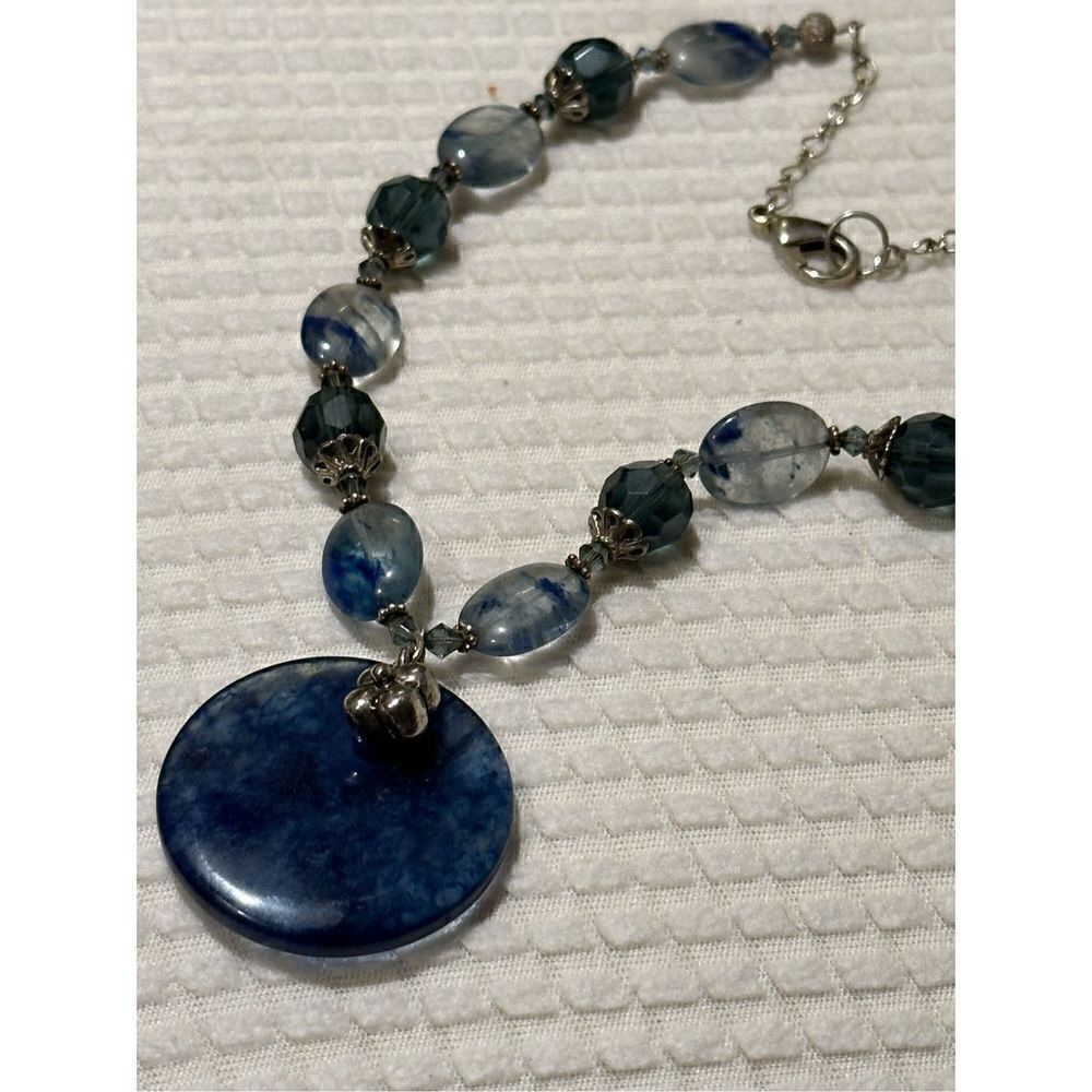 Beaded necklace - Picture 4 of 7